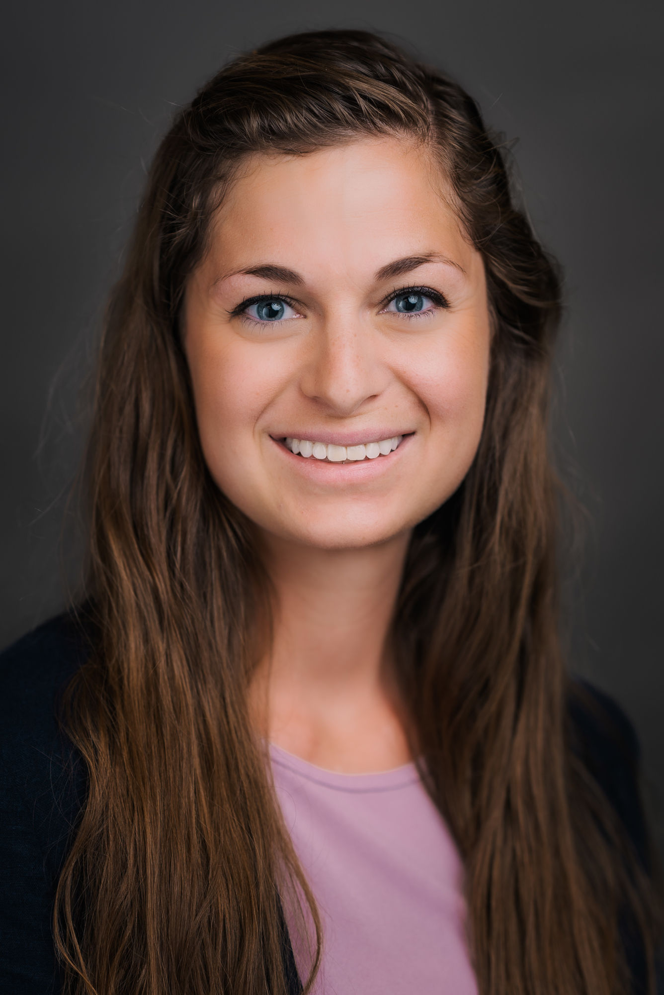 headshot of Cynthia Landis