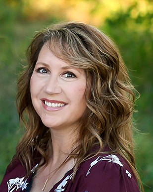 headshot of Karrie Simpson Voth