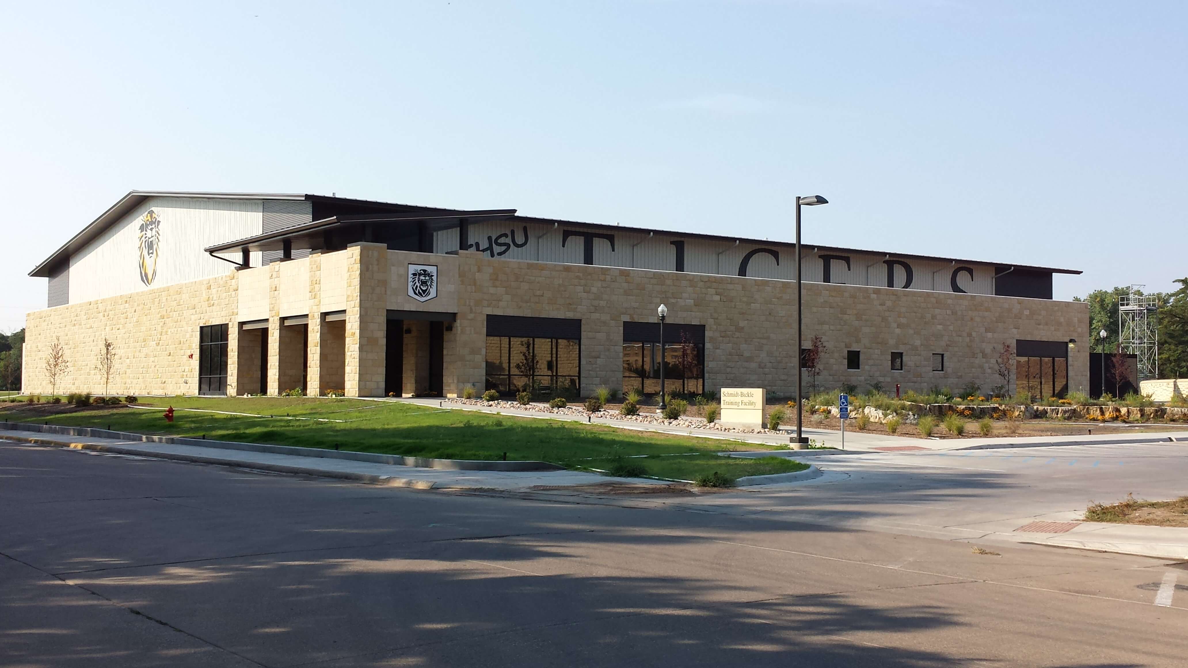 Schmidt-Bickle Indoor Training Facility