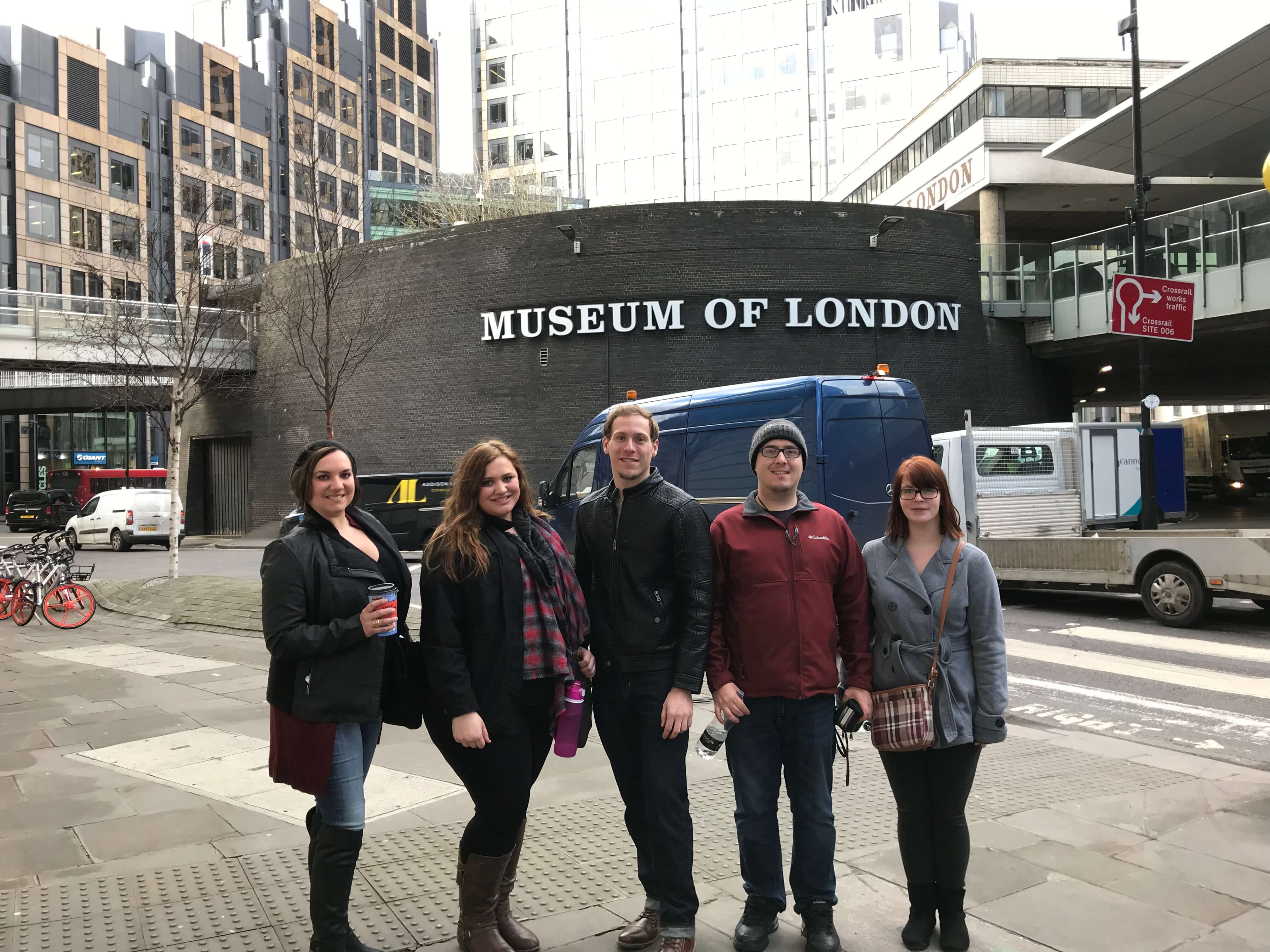 Students outside of the museum of London 