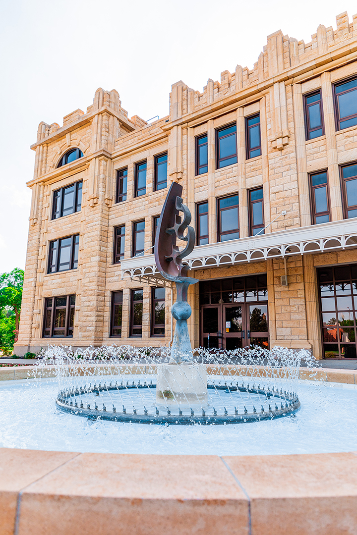 Fountain at Sheridan Hall 