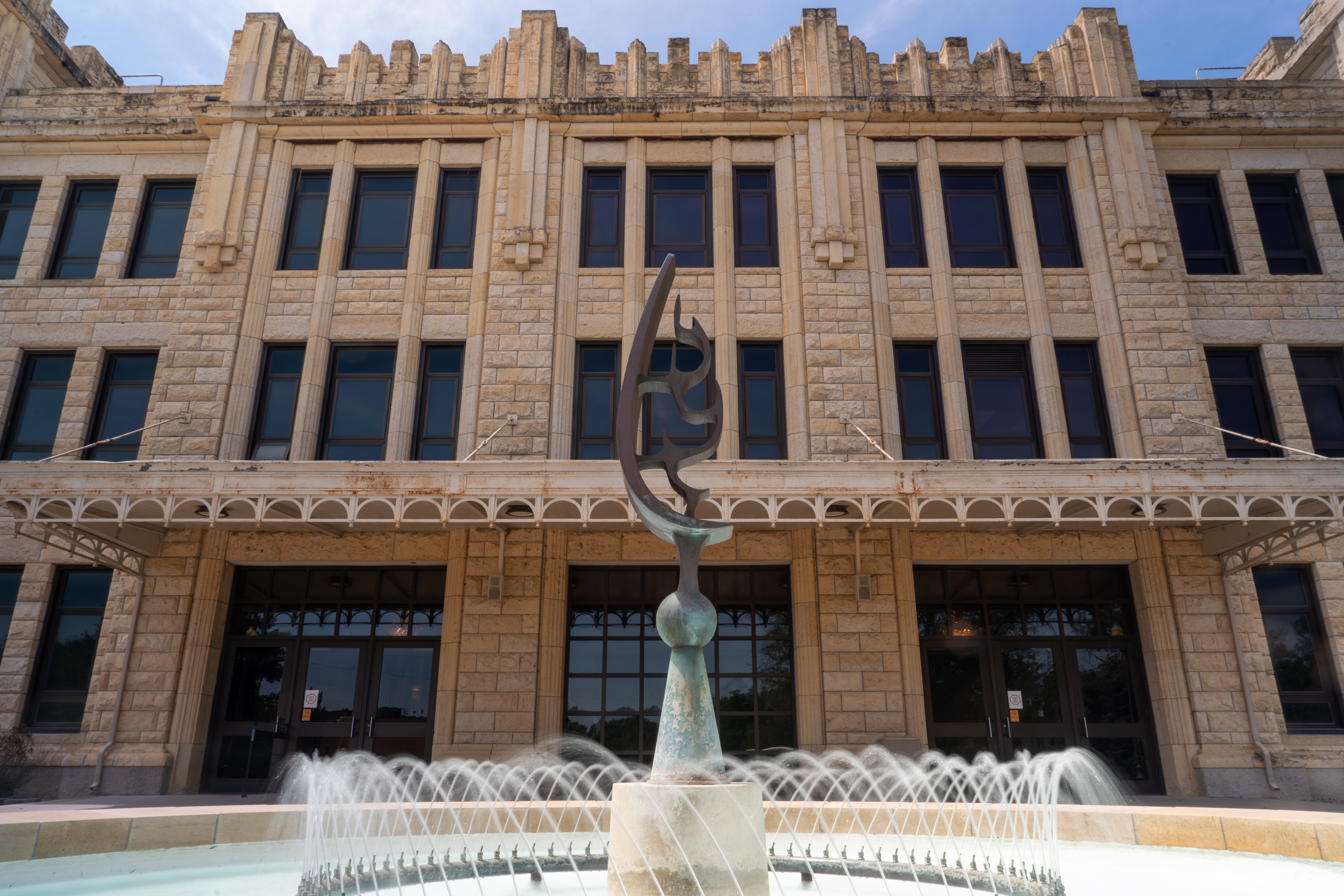 Photograph of the Sheridan Hall fountain on the FHSU campus.